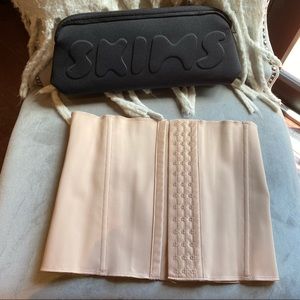 SKIMS Waist Trainer